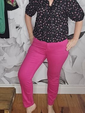 Vero Moda Women's Hot Pink Denim Jeans